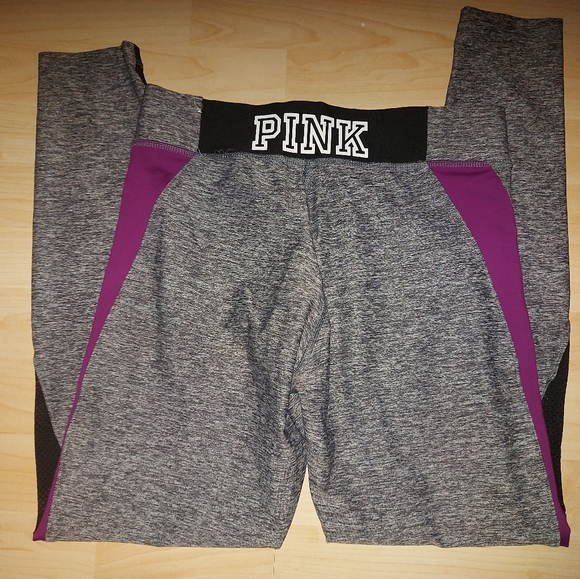 PINK Victoria's Secret Leggings With Mesh - Picture 6 of 7